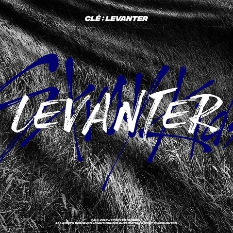 Stray Kids Mini Album – Clé : LEVANTER (Normal Edition) – KR Multimedia